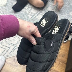 Vans Puffy slippers 10.5